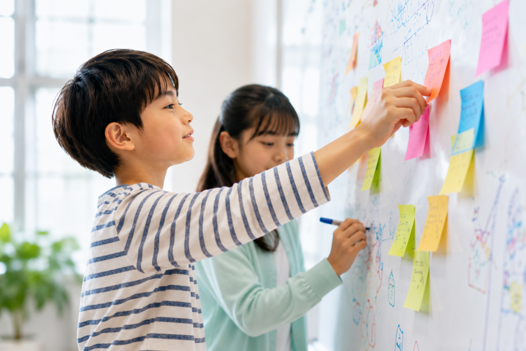 アントレプレナーシップ教育で育まれる3つの力とは？子どもの主体性を伸ばす学びを解説